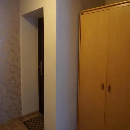 Sunny 19 Apartment
